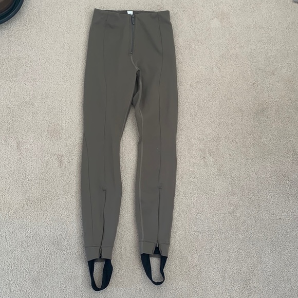 Lululemon pull on zip front high rise pant - Picture 2 of 8